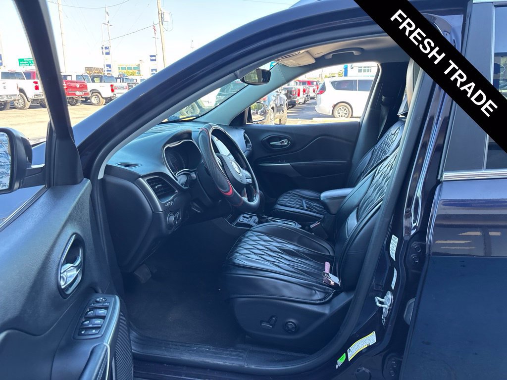 Used 2021 Jeep Cherokee Latitude Plus FWD image 5