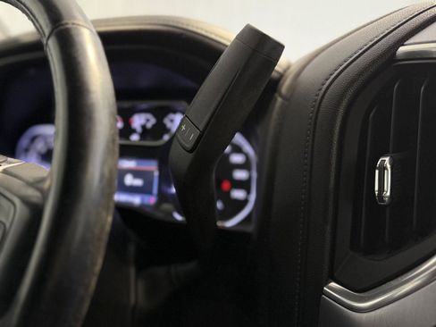 Used 2020 GMC Sierra 1500 SLE w/ SLE Value Package image 23