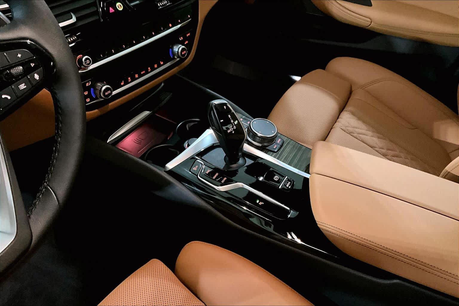 Used 2023 BMW 530i xDrive w/ Premium Package AWD/4WD image 16