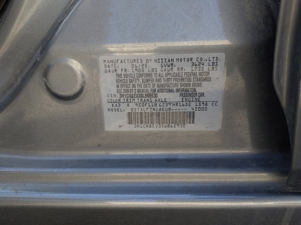 Used 2025 Nissan Versa SV FWD image 25
