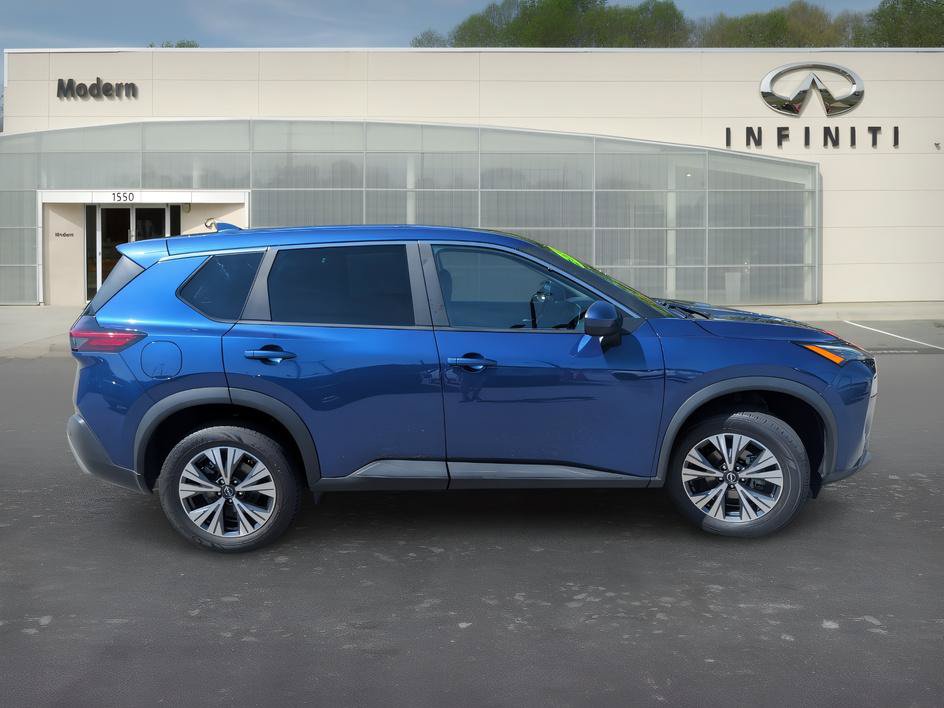 Used 2023 Nissan Rogue SV FWD image 3