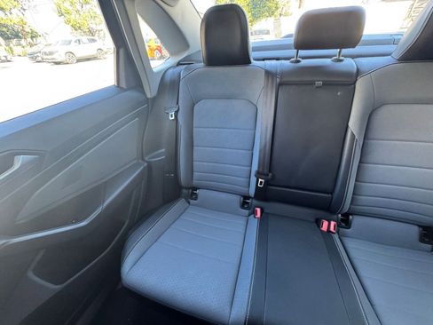 Used 2025 Volkswagen Jetta SE image 39