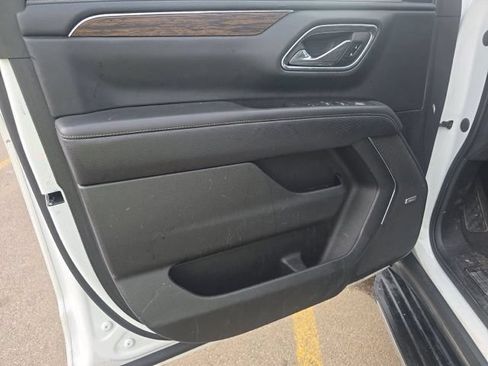 Used 2023 Chevrolet Tahoe Premier AWD/4WD image 19