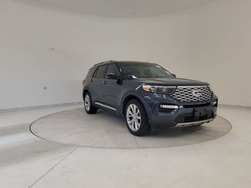 Used 2022 Ford Explorer Platinum w/ Equipment Group 601A RWD image 5