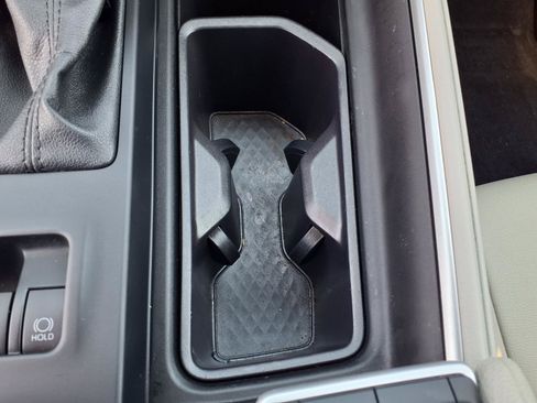 Used 2025 Toyota Grand Highlander FWD image 19
