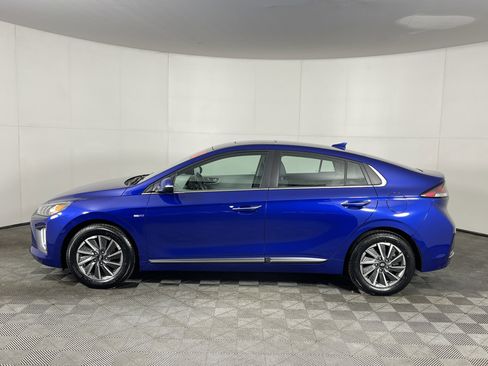 Used 2020 Hyundai Ioniq Limited image 3