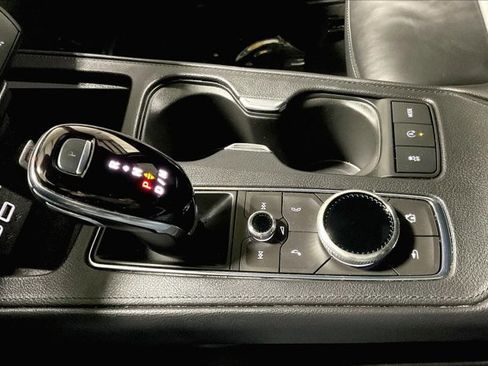 Used 2023 Cadillac XT4 Premium Luxury image 40