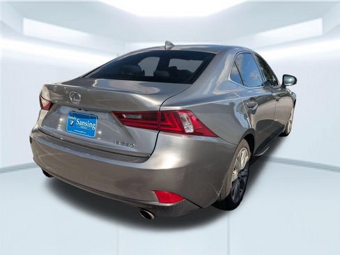 Used 2014 Lexus IS 250 RWD image 2