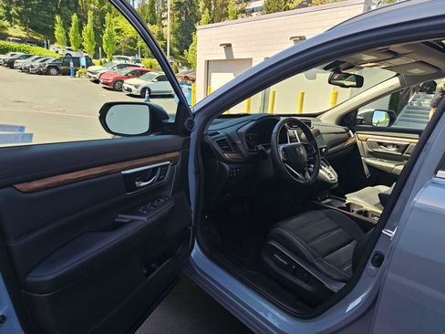 Used 2022 Honda CR-V Touring image 22