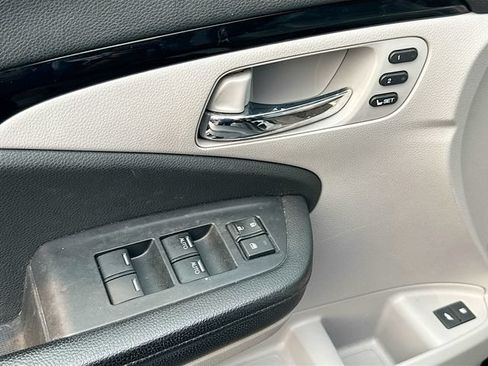 Used 2016 Honda Pilot Elite image 19