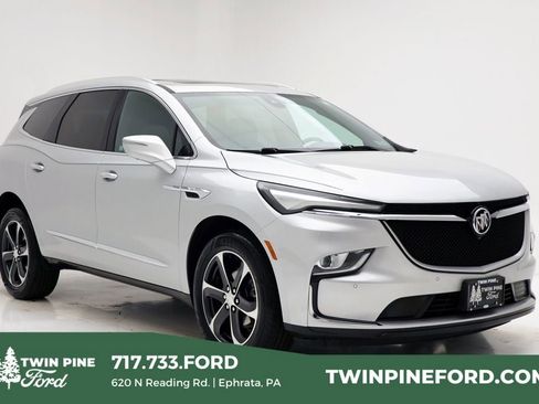 Used 2022 Buick Enclave Essence w/ Experience Buick Package AWD/4WD image 1