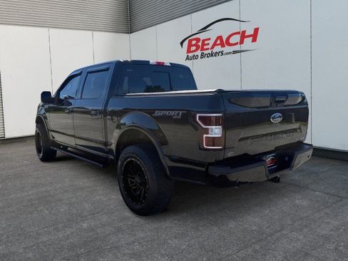 Used 2018 Ford F150 XLT w/ Equipment Group 302A Luxury AWD/4WD image 11
