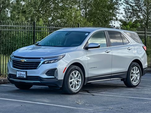 Used 2022 Chevrolet Equinox LT FWD image 7
