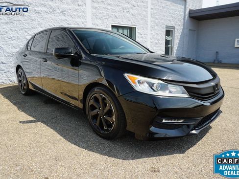 Used 2016 Honda Accord EX image 1