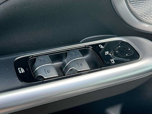 Used 2026 Mercedes-Benz C 300 Sedan image 18