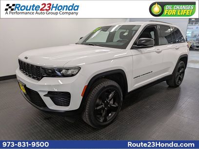Used 2023 Jeep Grand Cherokee Altitude