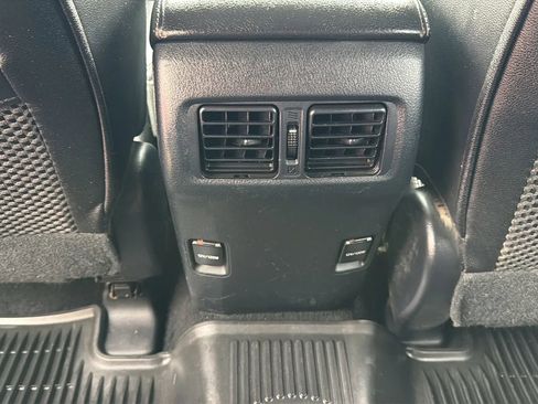 Used 2018 Toyota 4Runner SR5 Premium AWD/4WD image 30