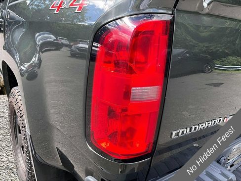 Used 2018 Chevrolet Colorado LT w/ LT Convenience Package AWD/4WD image 27