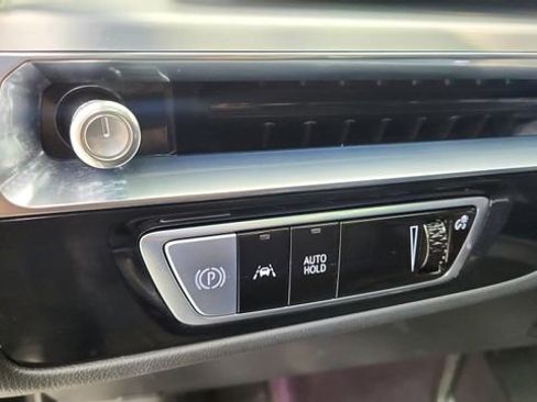 Used 2025 Cadillac Lyriq Sport AWD/4WD image 37