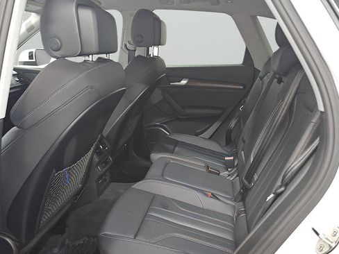 Used 2024 Audi Q5 2.0T Premium Plus w/ Premium Plus Package AWD/4WD image 11