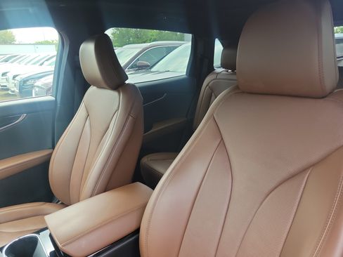 Certified 2023 Lincoln Nautilus Reserve AWD/4WD image 15