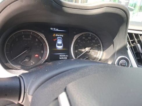 Used 2023 INFINITI Q50 Luxe w/ Cargo Package RWD image 6