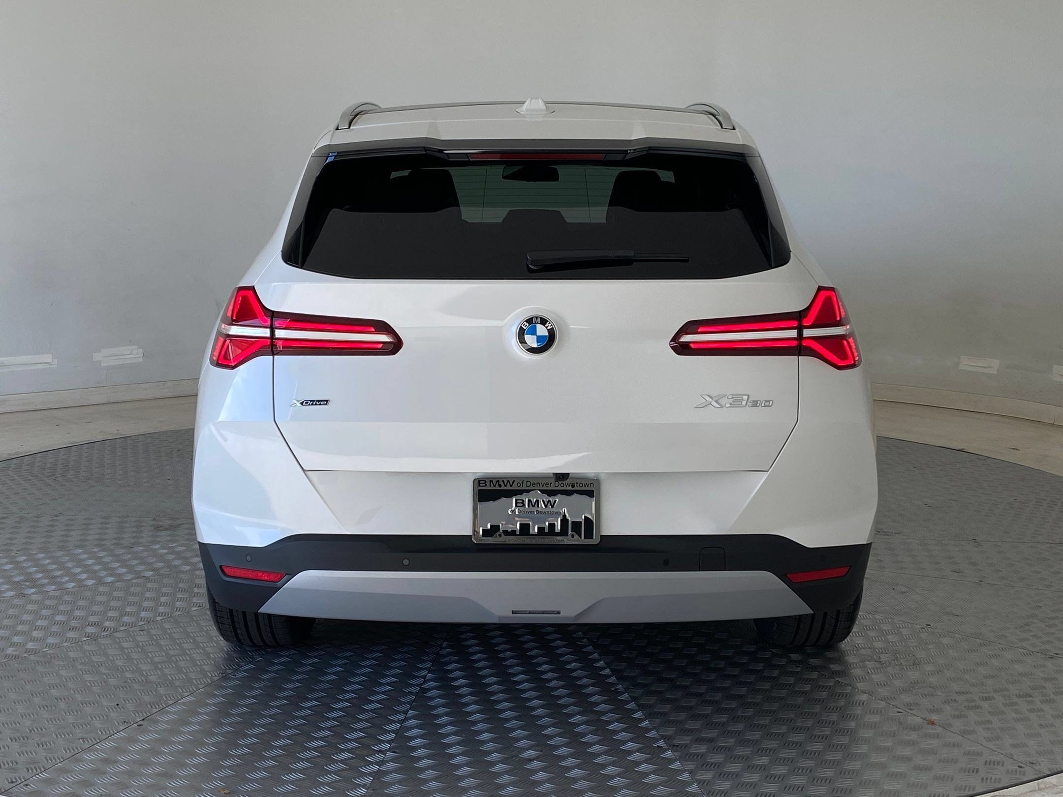 Used 2026 BMW X3 xDrive30i w/ Premium Package AWD/4WD image 9