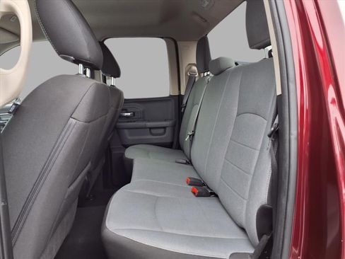 Used 2024 RAM 1500 Classic SLT image 22