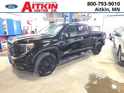 Used 2024 GMC Sierra 1500 Elevation w/ Preferred Package image 1