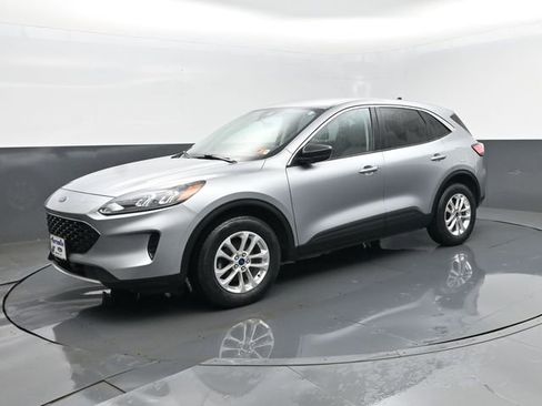 Used 2022 Ford Escape SE w/ Convenience Package AWD/4WD image 2