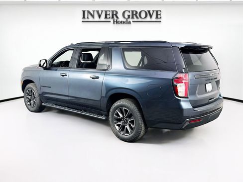 Used 2021 Chevrolet Suburban Z71 w/ Z71 Signature Package AWD/4WD image 7