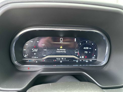 Used 2024 GMC Yukon SLT image 20