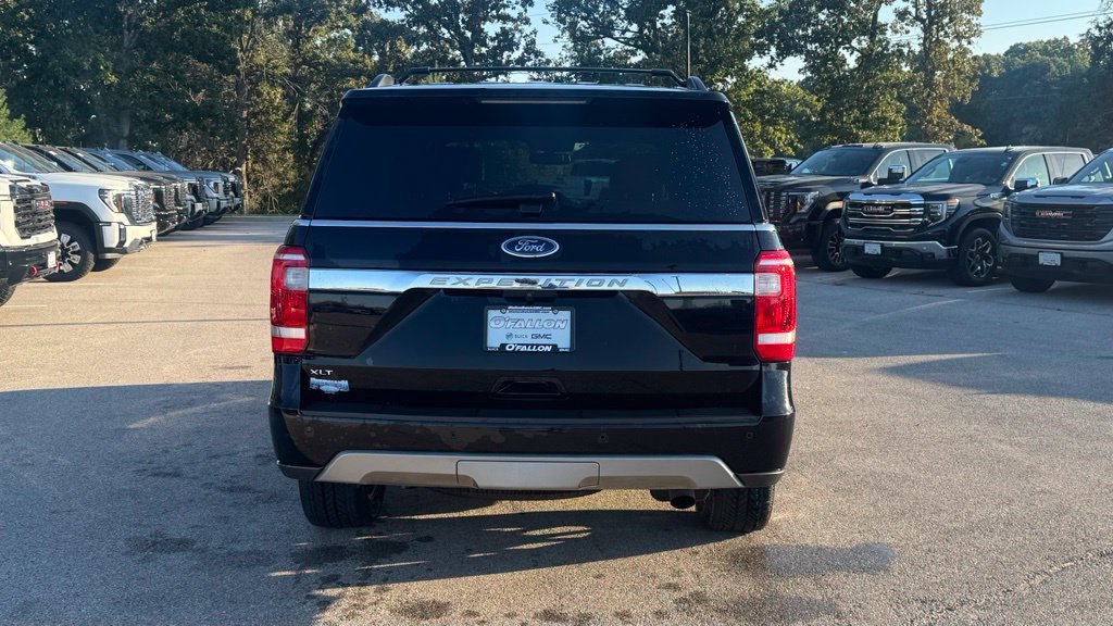 Used 2021 Ford Expedition XLT AWD/4WD image 3