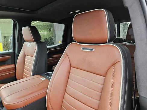 New 2026 GMC Sierra 1500 Denali Ultimate AWD/4WD image 16