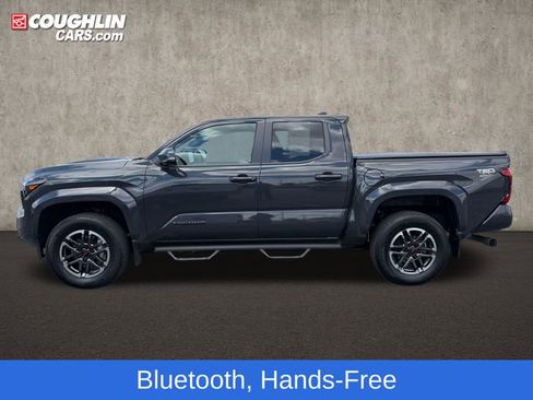 Used 2024 Toyota Tacoma TRD Sport w/ TRD Sport Upgrade Package image 5