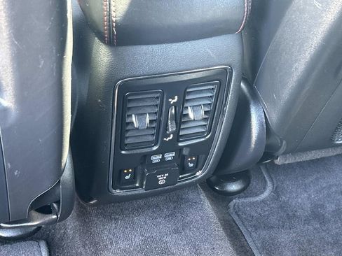 Used 2016 Dodge Durango R/T w/ Technology Group image 21