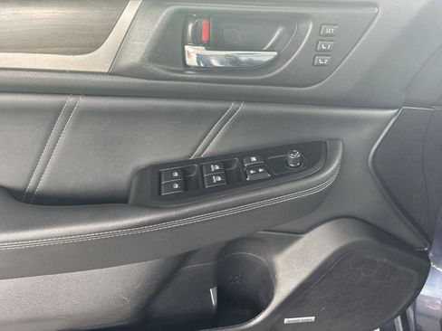 Used 2018 Subaru Legacy 2.5i Limited AWD/4WD image 17