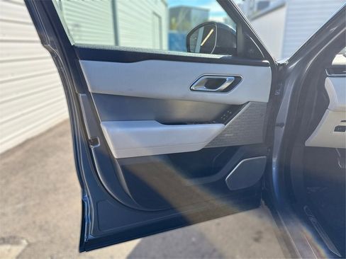 Used 2021 Land Rover Range Rover Velar R-Dynamic S image 26