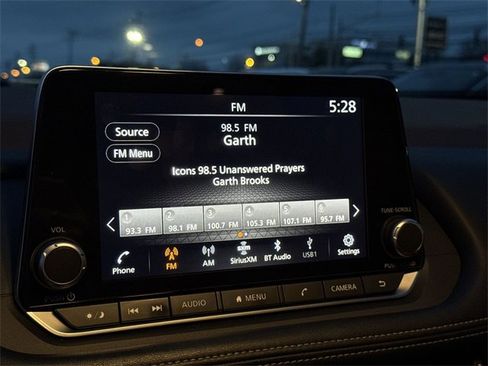 Certified 2023 Nissan Rogue SL image 16