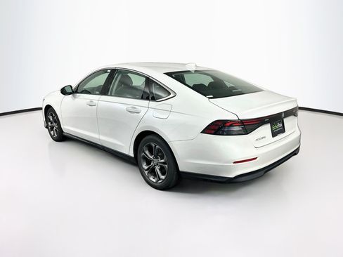 Used 2023 Honda Accord EX image 5