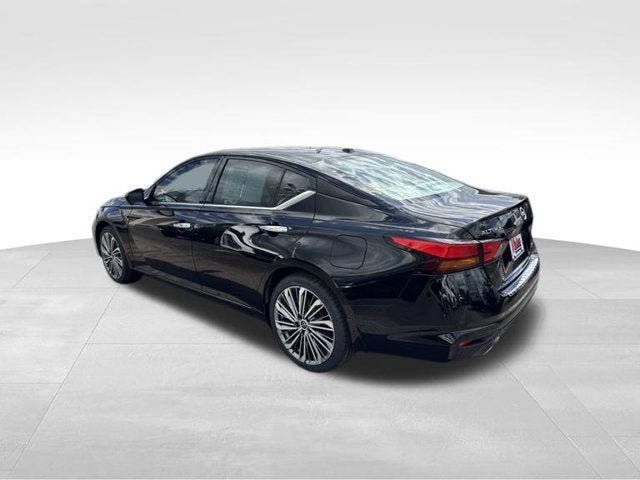 Used 2023 Nissan Altima 2.5 SL AWD/4WD image 7
