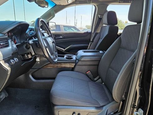 Used 2019 Chevrolet Tahoe LS AWD/4WD image 16