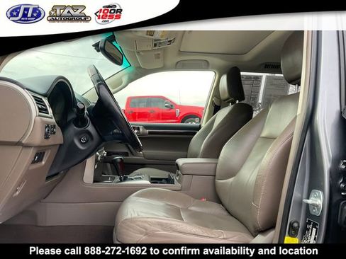 Used 2017 Lexus GX 460 image 10
