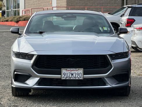 Used 2025 Ford Mustang Coupe image 9