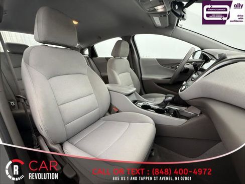 Used 2024 Chevrolet Malibu LT image 49