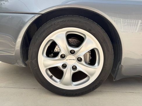 Used 2001 Porsche 911 Carrera 4 image 14