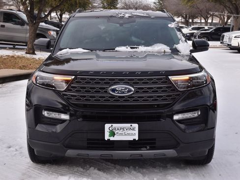 Certified 2023 Ford Explorer XLT w/ Equipment Group 202A image 3