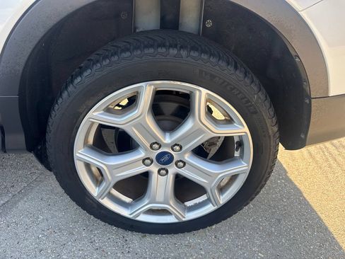 Used 2018 Ford Escape Titanium FWD image 29