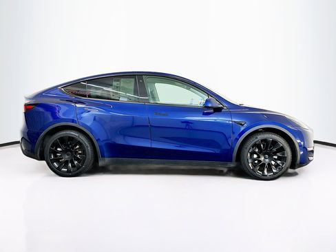 Used 2020 Tesla Model Y Long Range image 10