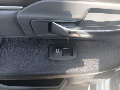 Used 2023 RAM 1500 Classic SLT w/ Trailer & Traction Group image 34